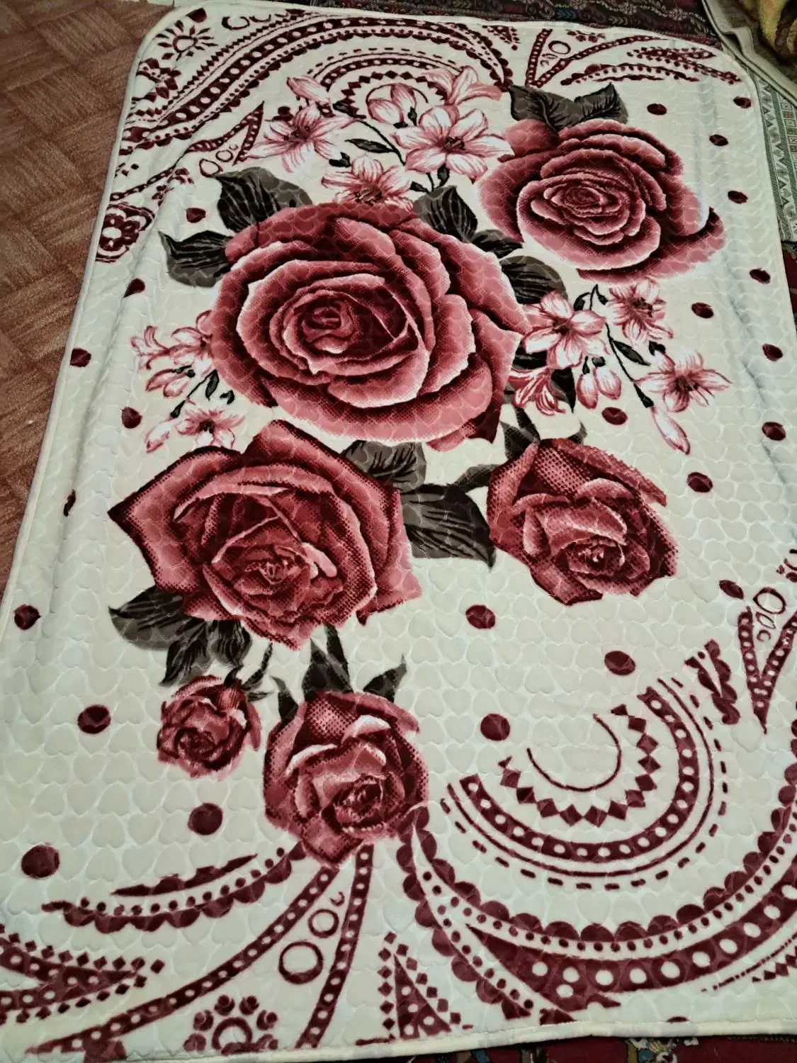 بهترین مارک پتو|رختخواب، بالش، پتو|شیراز, حومه شیراز|دیوار