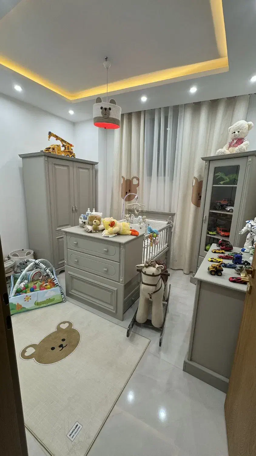 سرویس خواب نوزادی|تخت و سرویس خواب|شاهین‌شهر, نسیم ۵|دیوار