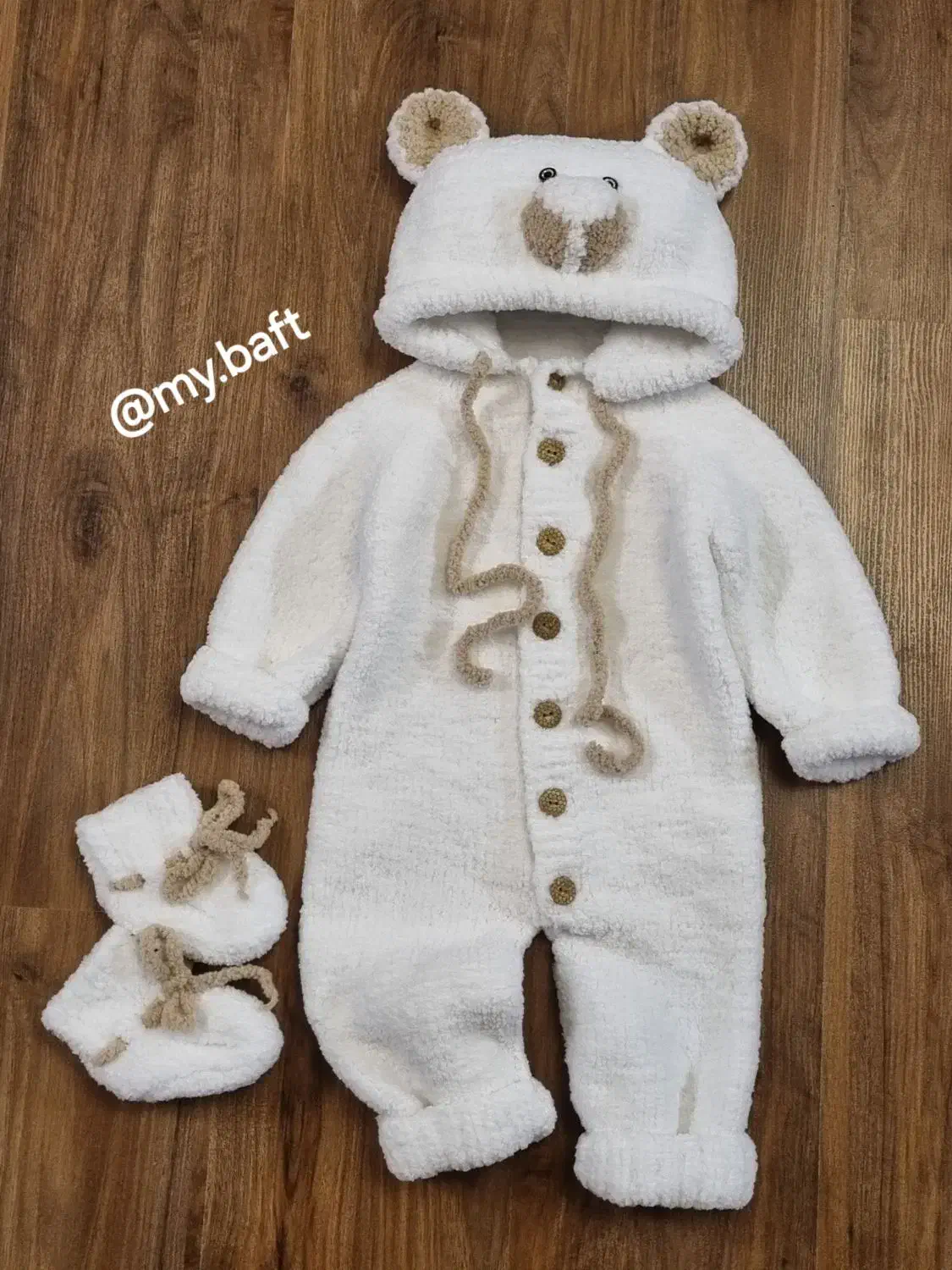 سیسمونی و انواع بافتنی و قلاببافی|کفش و لباس بچه|ری, شهید غیوری (ابن باویه)|دیوار