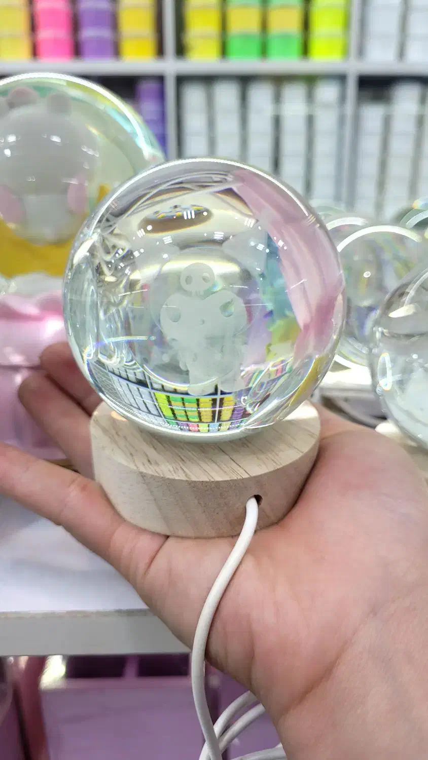 چراغ کریستالی شفاف با پایه چوبی|چراغ خواب و آباژور|یزد, |دیوار