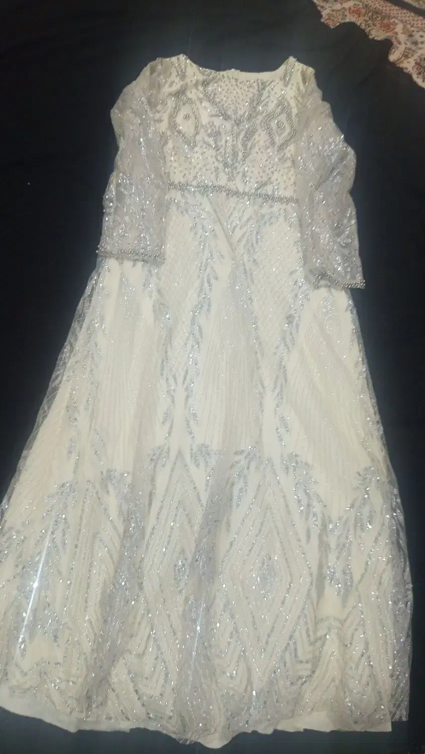 لباس مجلسی|لباس|سنگدوین, |دیوار