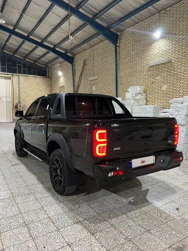 کی ام سی ۸ تمیز درحد (t8)|خودرو سواری و وانت|قم, بلوار امین و ساحلی|دیوار