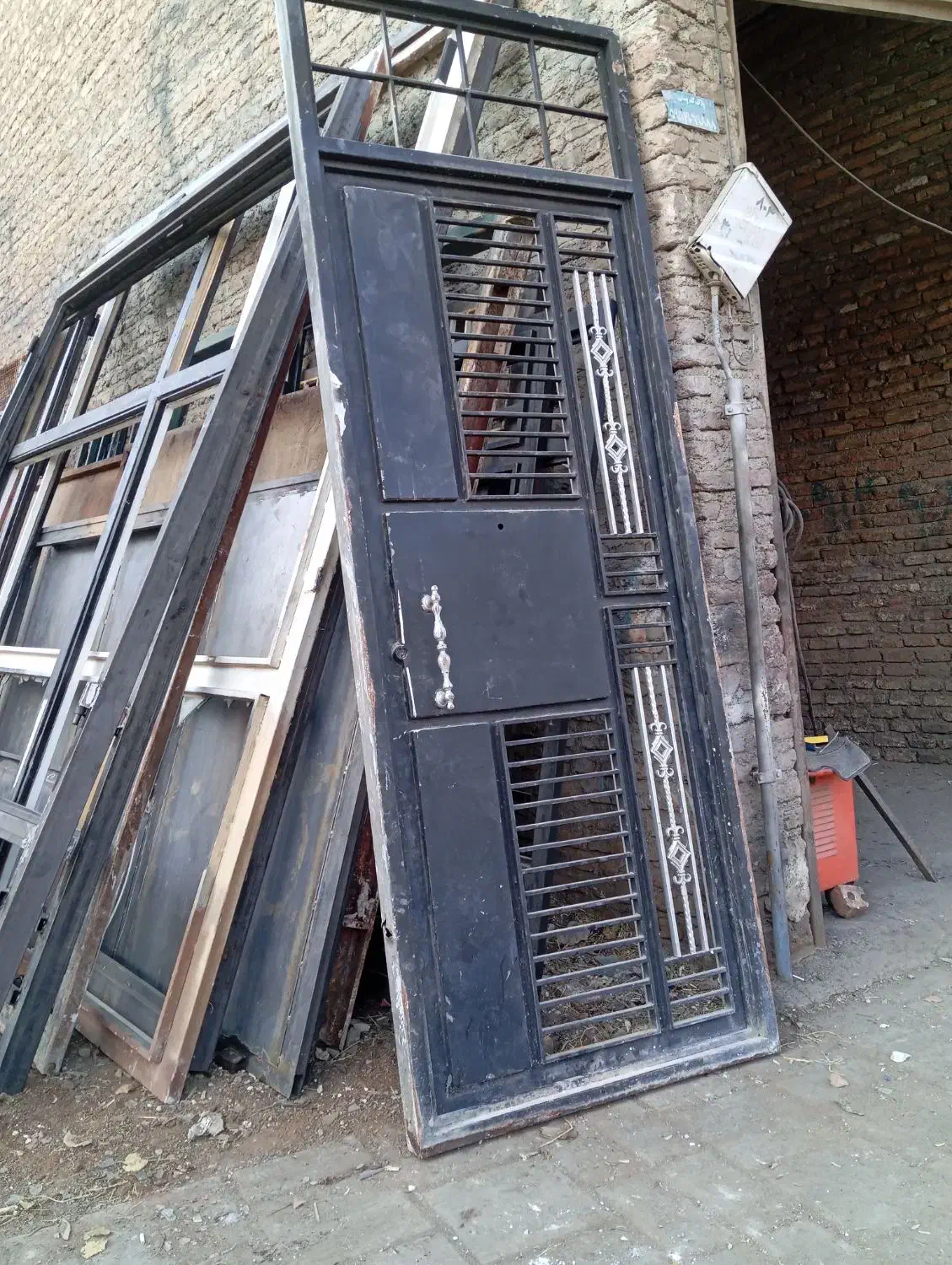 درب ورودی دست دوم|مصالح و تجهیزات ساختمان|بوکان, |دیوار