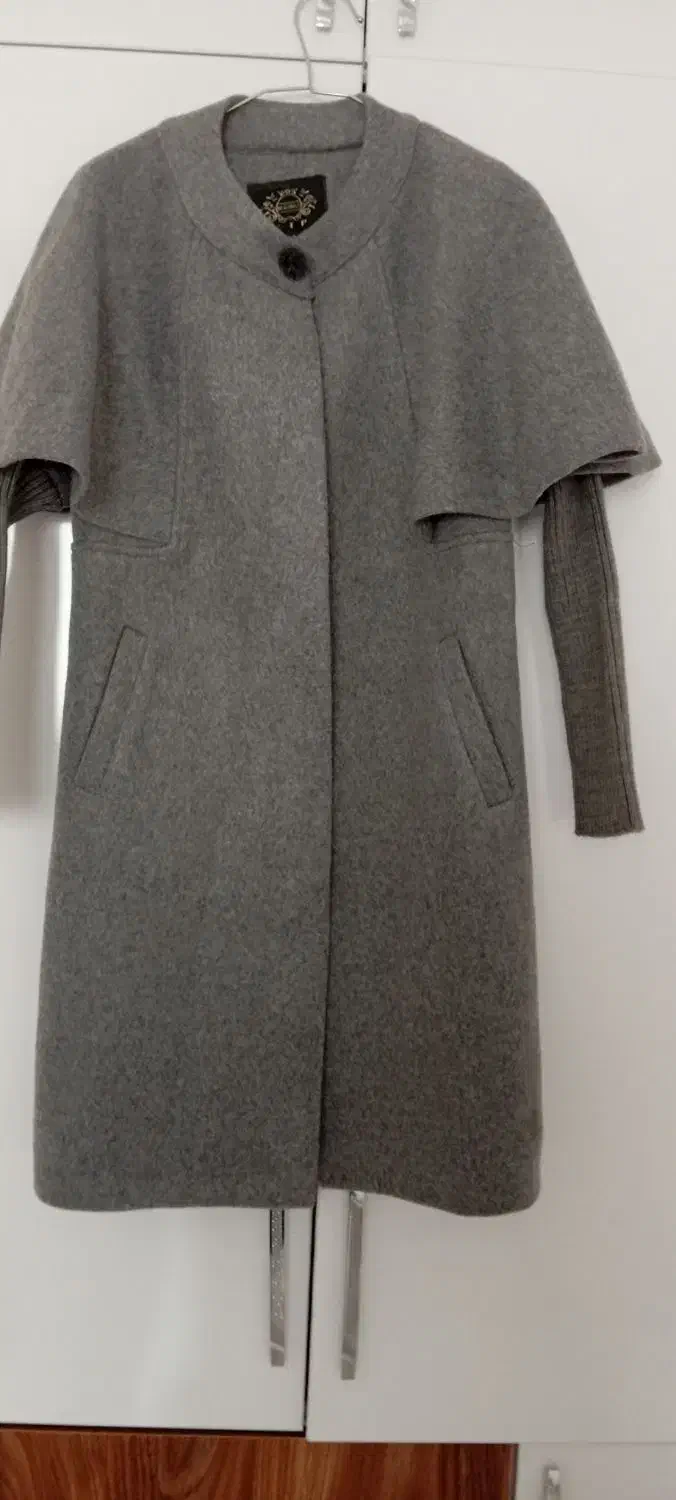 پالتو|لباس|نهاوند, |دیوار