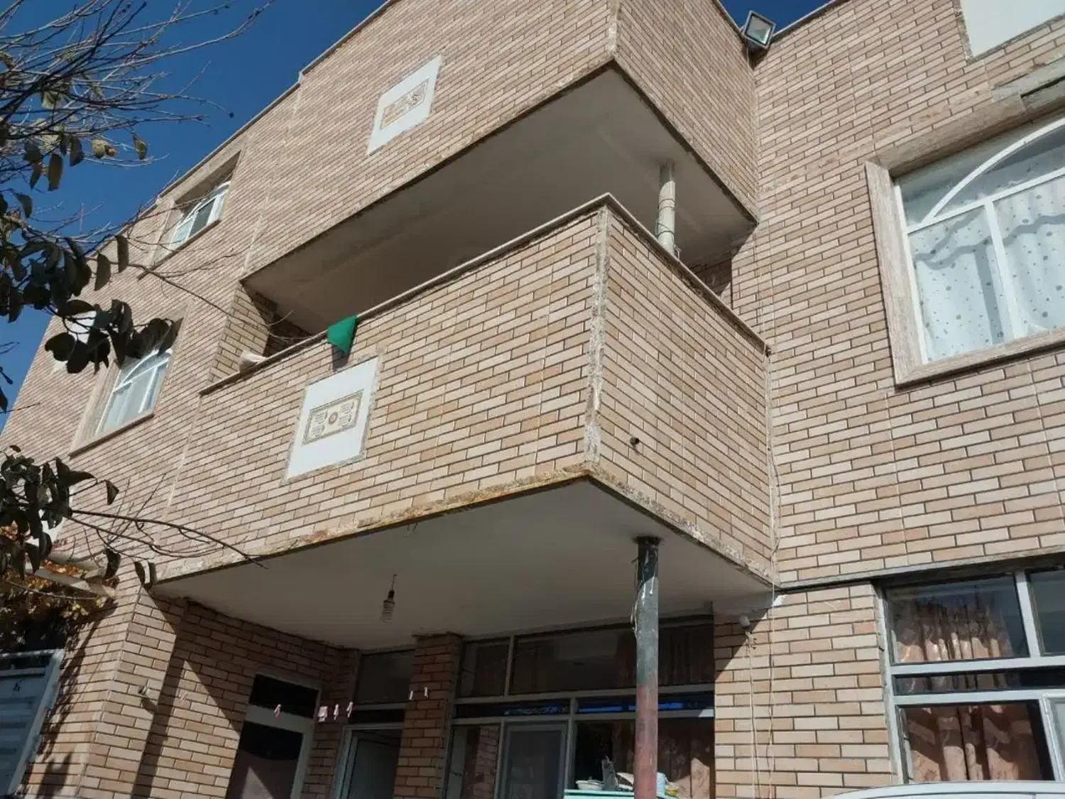 اجاره دوطبقه خانه فلاورجان روستای ریاخون|اجارهٔ خانه و ویلا|ابریشم, |دیوار