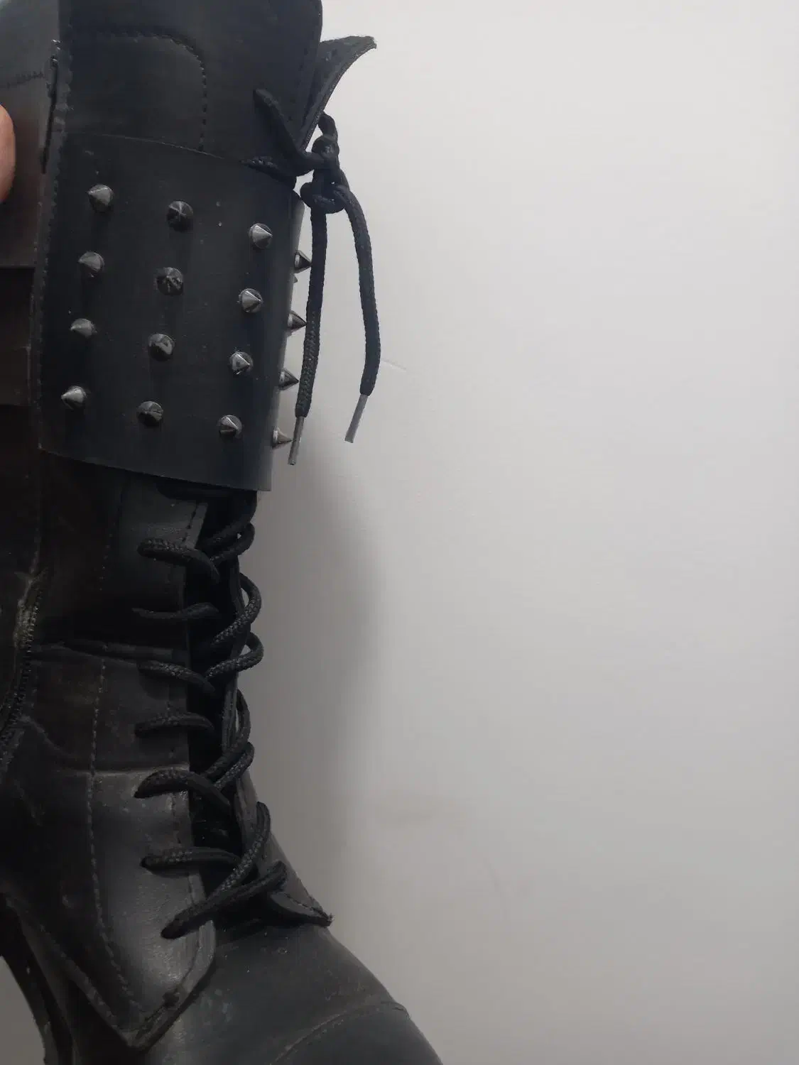 کفش . بوت|کیف، کفش، کمربند|یزد, |دیوار