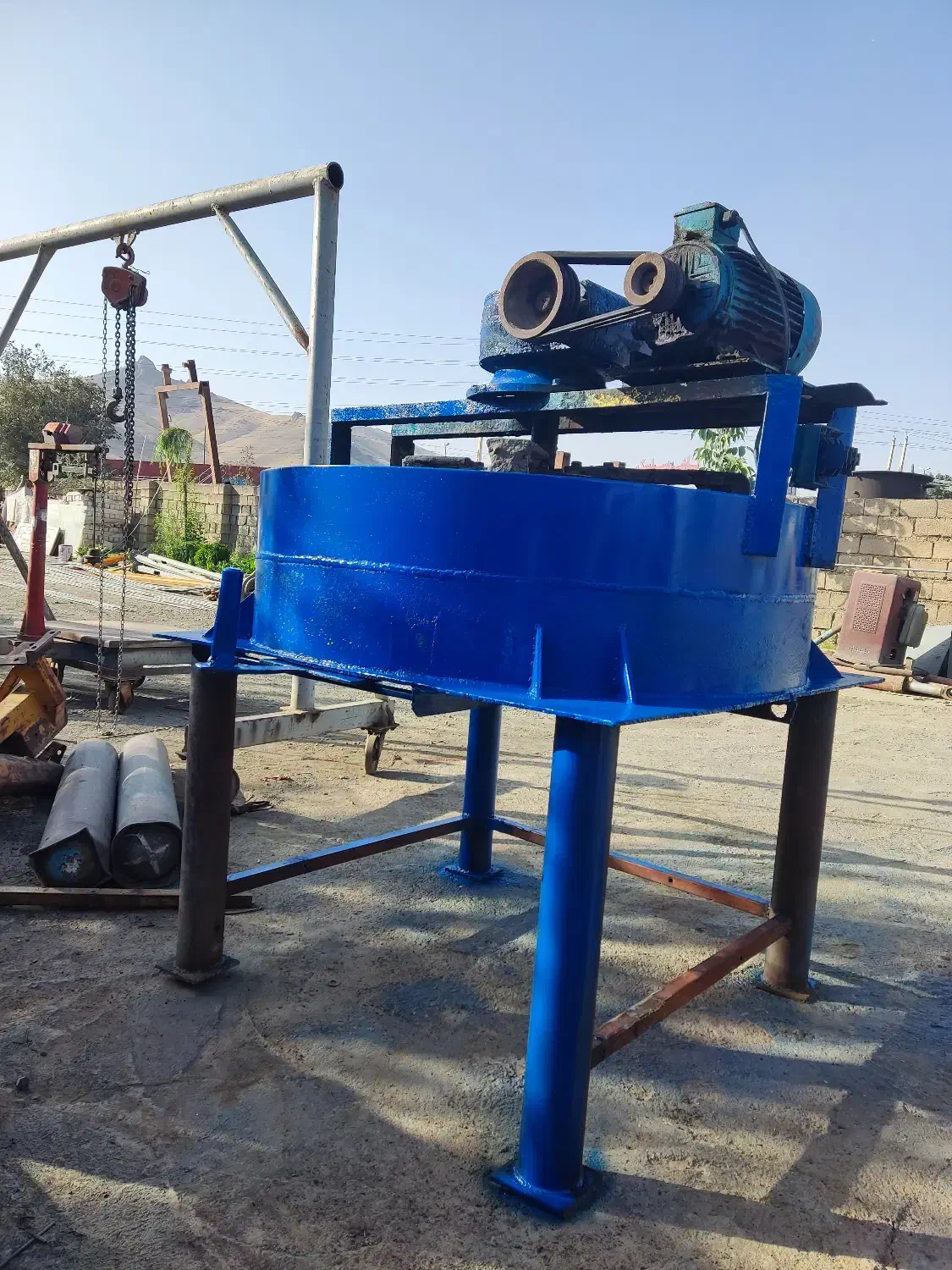 میکسر مخلوط کن بتن کانکس چرخ دار دستگاه ساب|مصالح و تجهیزات ساختمان|سنندج, |دیوار