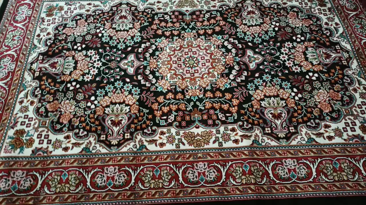 گلیم فرش|گلیم، جاجیم، گبه|قم, قلعه عموحسین|دیوار