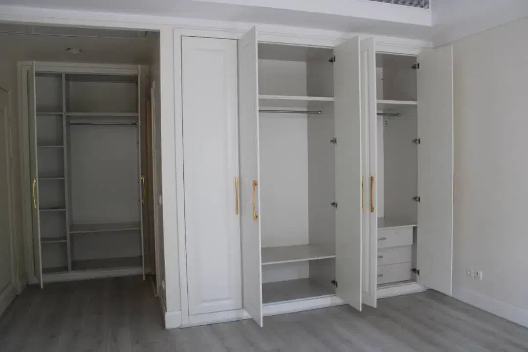 آپارتمان300متری3خوابه تک واحدی3پارکینگ دروس