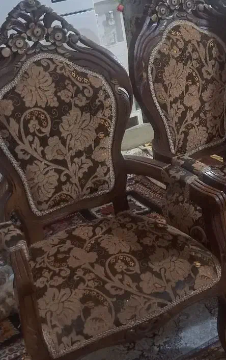 مبل سلطنتی ۷نفره|مبلمان خانگی و میز عسلی|بندرعباس, |دیوار