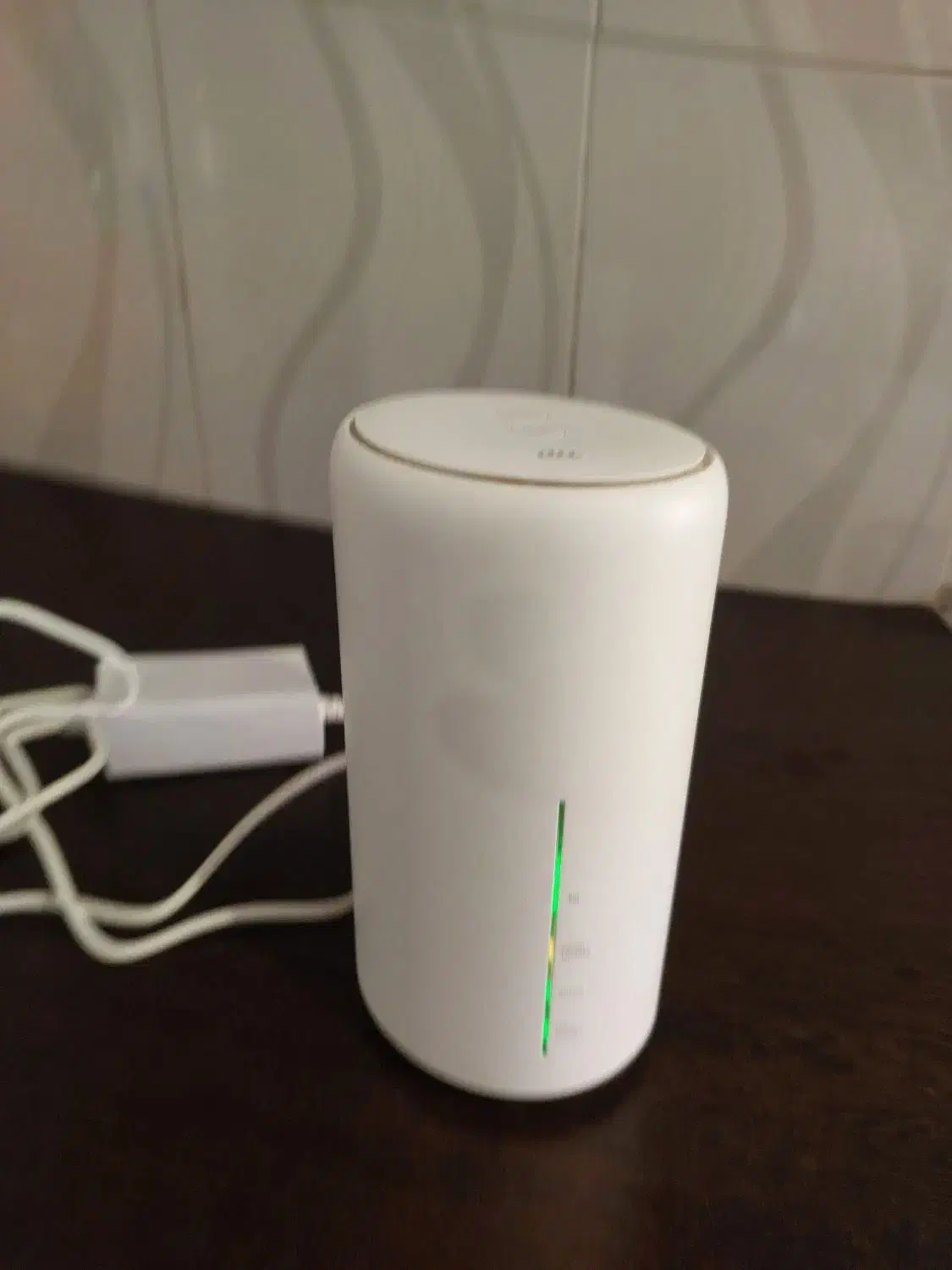 مودم 5G هواوی  Huawei|مودم و تجهیزات شبکه|پرند, فاز ۵|دیوار