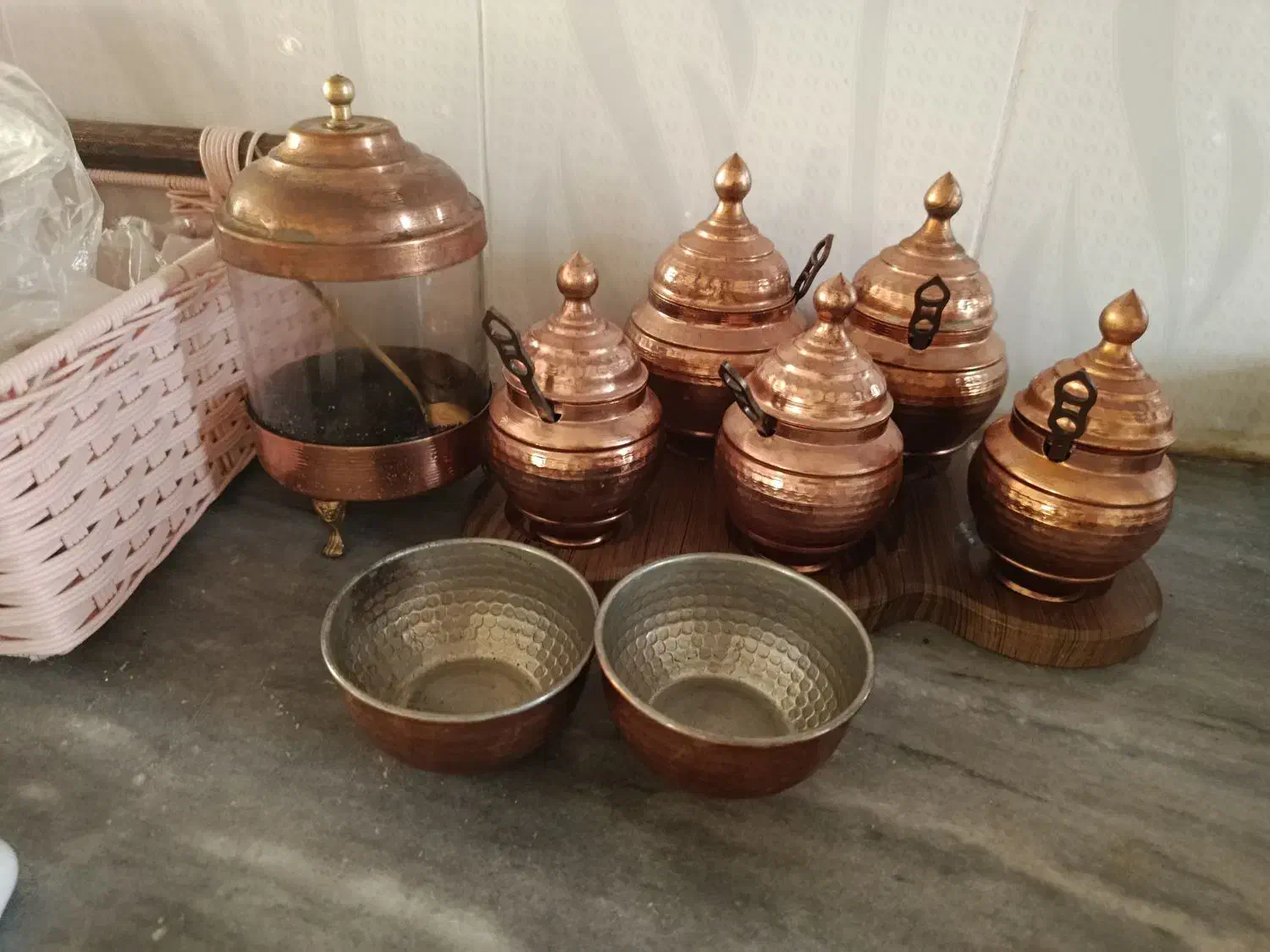 وسیله مسی|ظروف سرو و پذیرایی|اراک, |دیوار