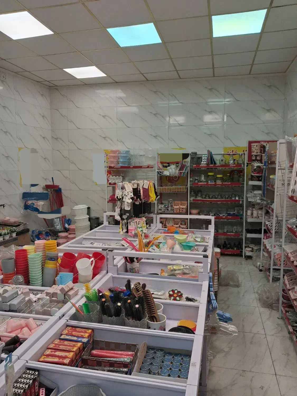 اجاره مغازه ۵۰ متری محمدشهر|اجارهٔ مغازه و غرفه|محمدشهر, محمدشهر|دیوار