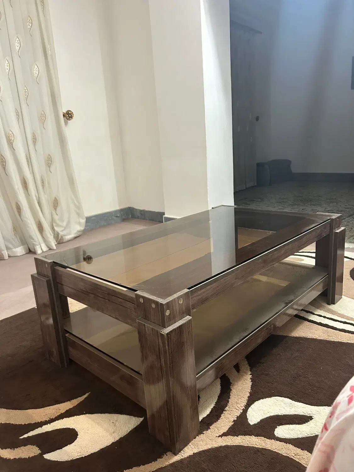 میز جلو مبلی در حد نو|مبلمان خانگی و میز عسلی|گنبد کاووس, |دیوار