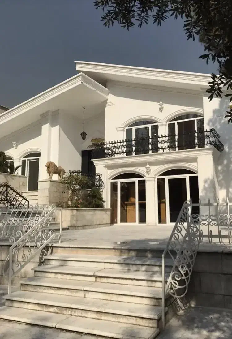 ۷۷۷ متر /ویلا تریبلکس اسپانیای نیاوران