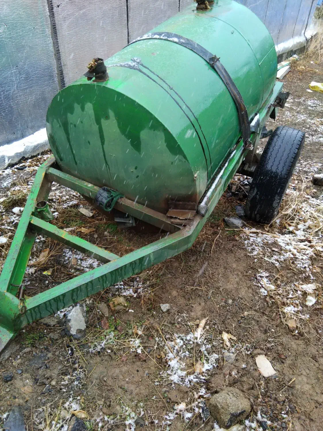 تانکر۱۰۰۰لیتری|قطعات یدکی و لوازم جانبی|الشتر, |دیوار