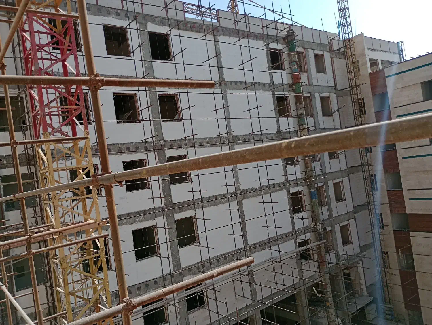 کرگیری و کاشت بولت|خدمات پیشه و مهارت|مشهد, کارمندان دوم|دیوار