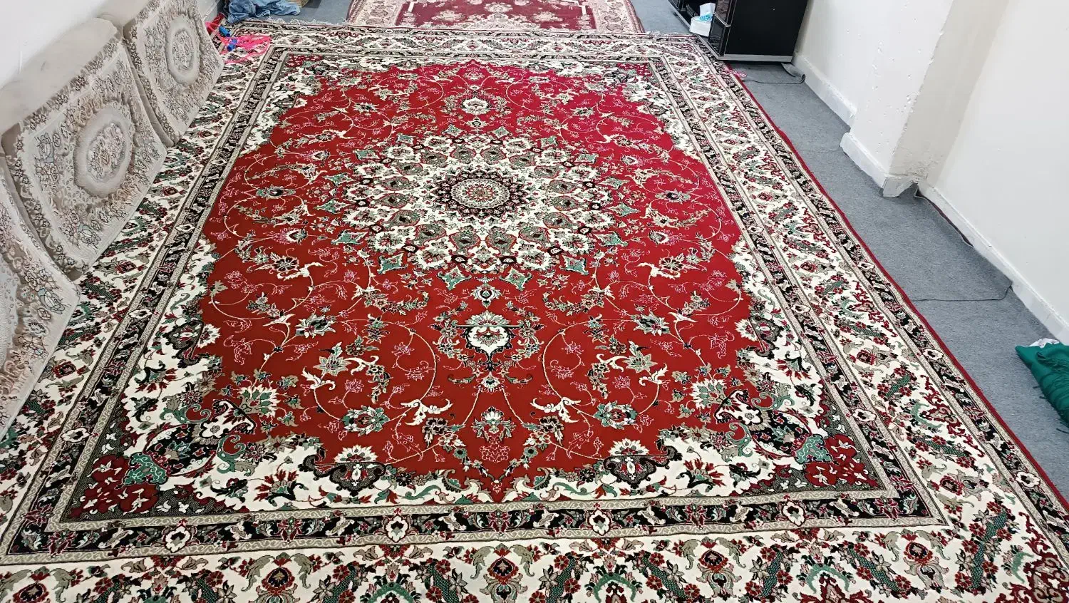 قالی 12 متری|فرش|الیگودرز, |دیوار