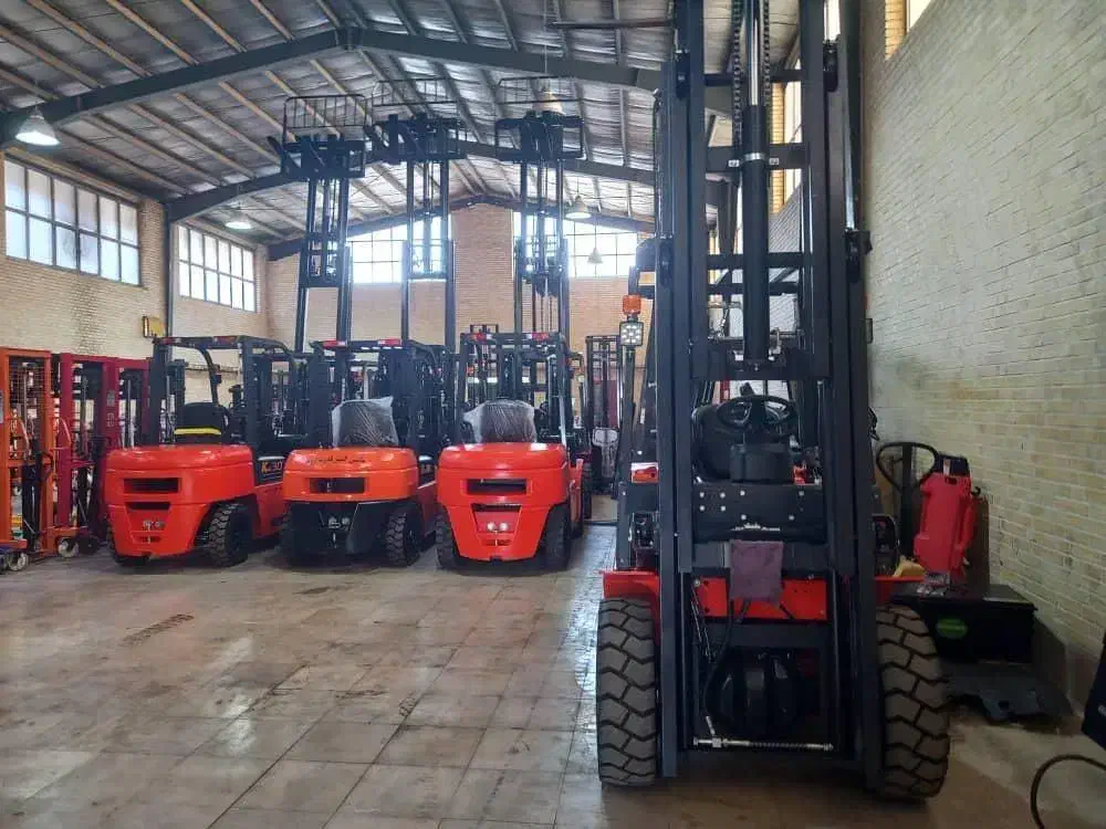 لیفتراک دیزل (گازوئیلی) خشک کانتینررو سایدشیفت|ماشین‌آلات صنعتی|ساری, |دیوار