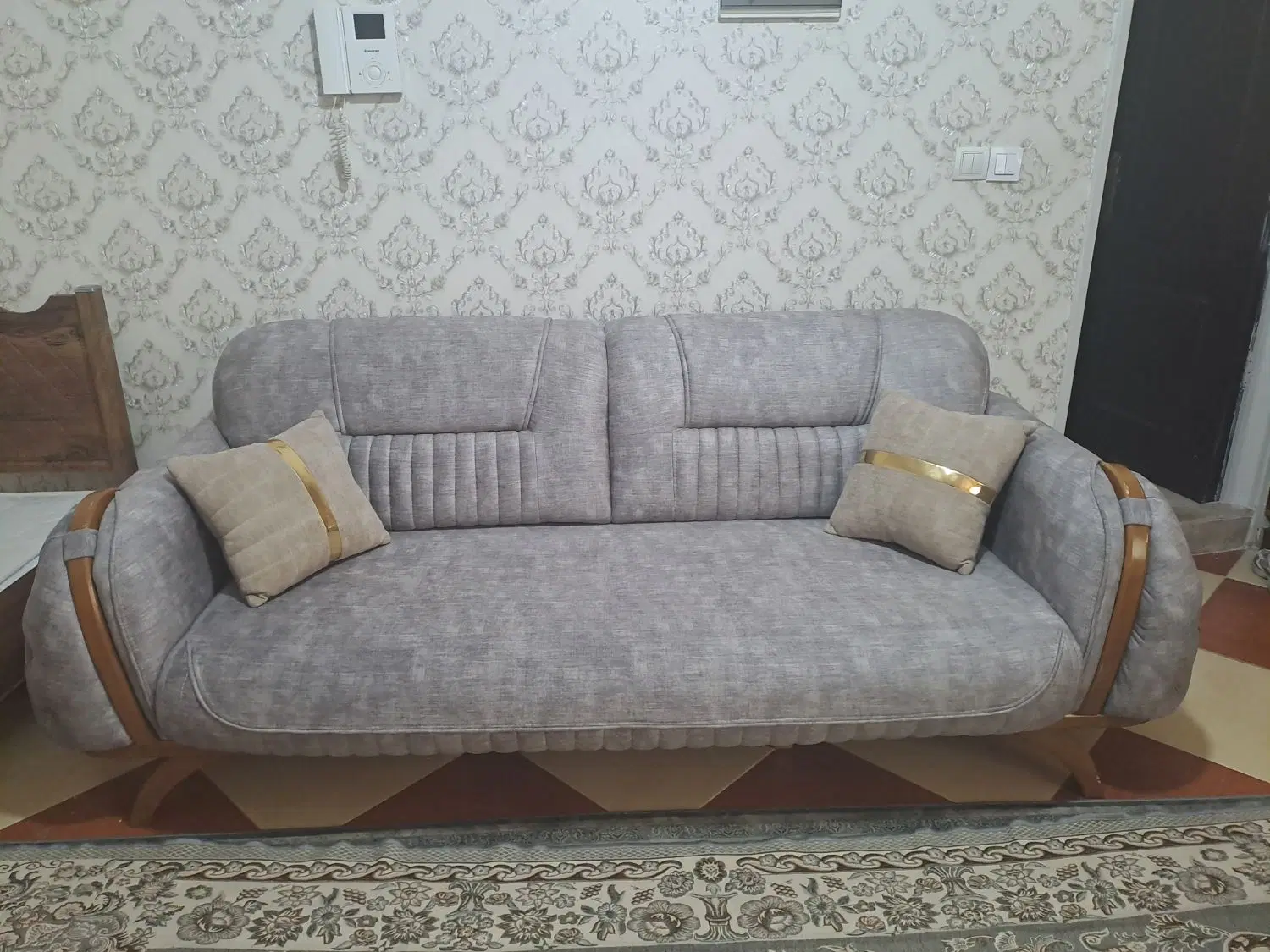 مبل در حد|مبلمان خانگی و میز عسلی|اراک, |دیوار