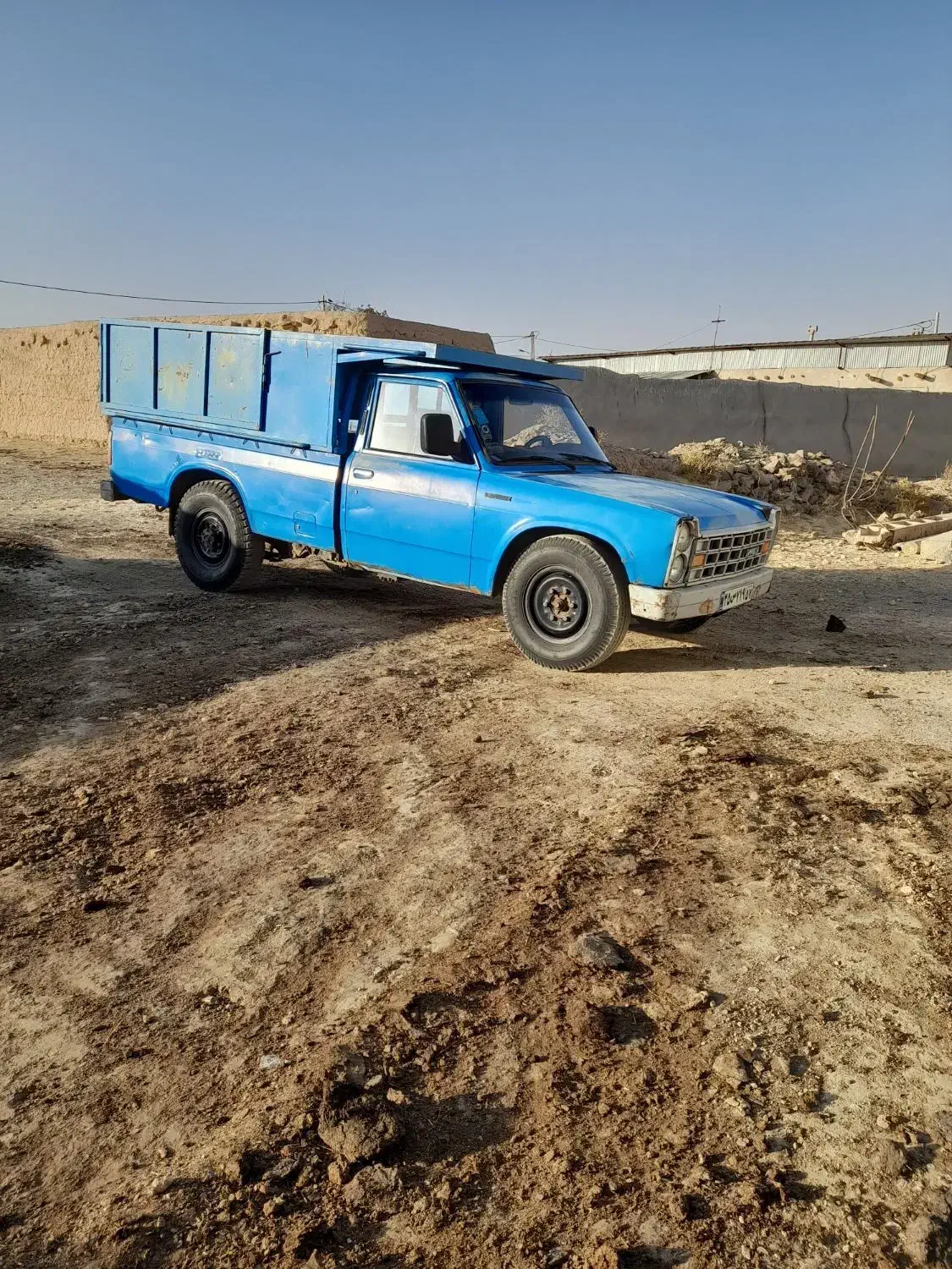 نیسان ۸۵ بیرنگ|خودرو سواری و وانت|اراک, |دیوار