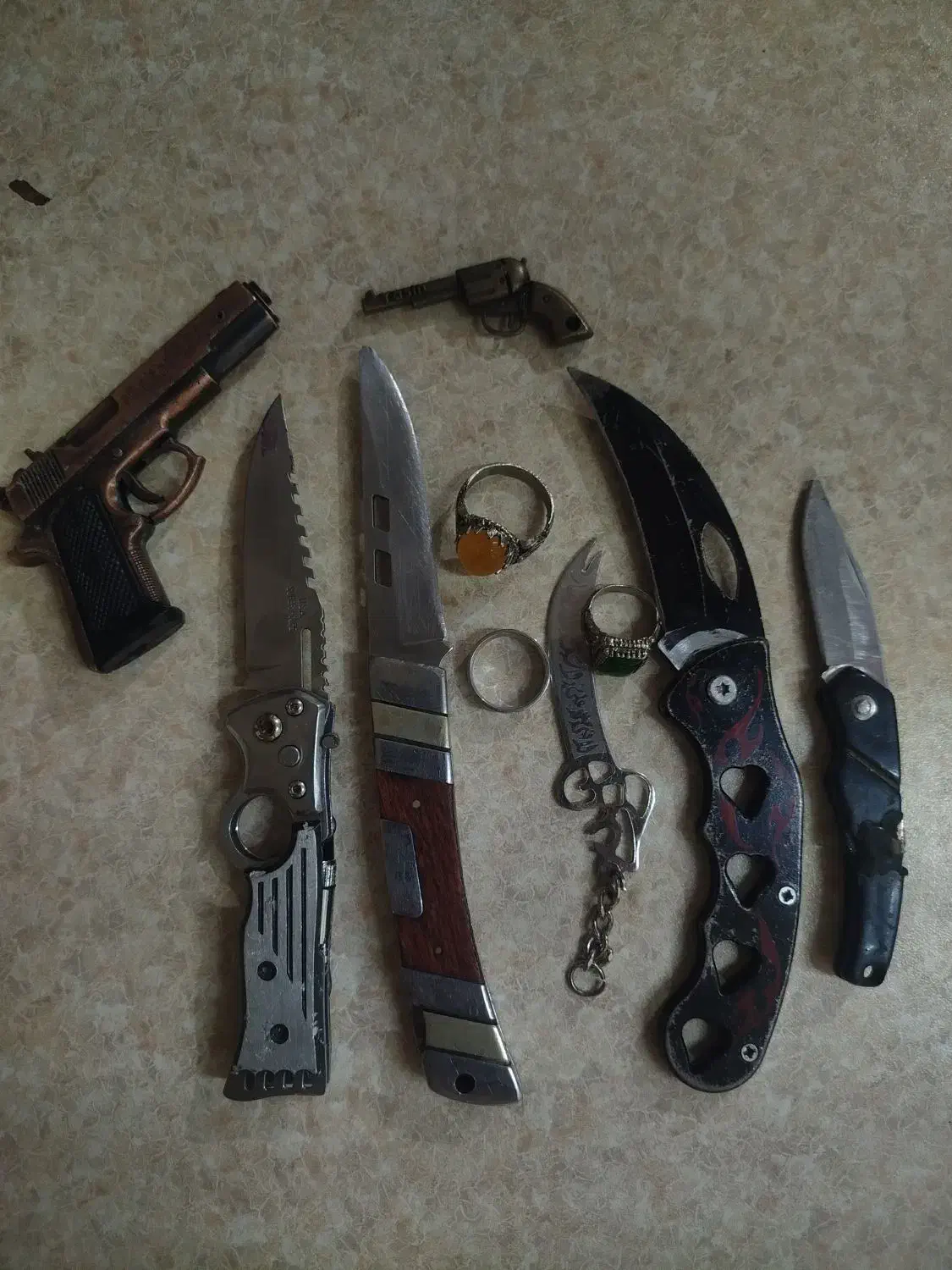 فوری فوری این چاقو فقط با این قیمت|کلکسیون و سرگرمی|میاندوآب, |دیوار