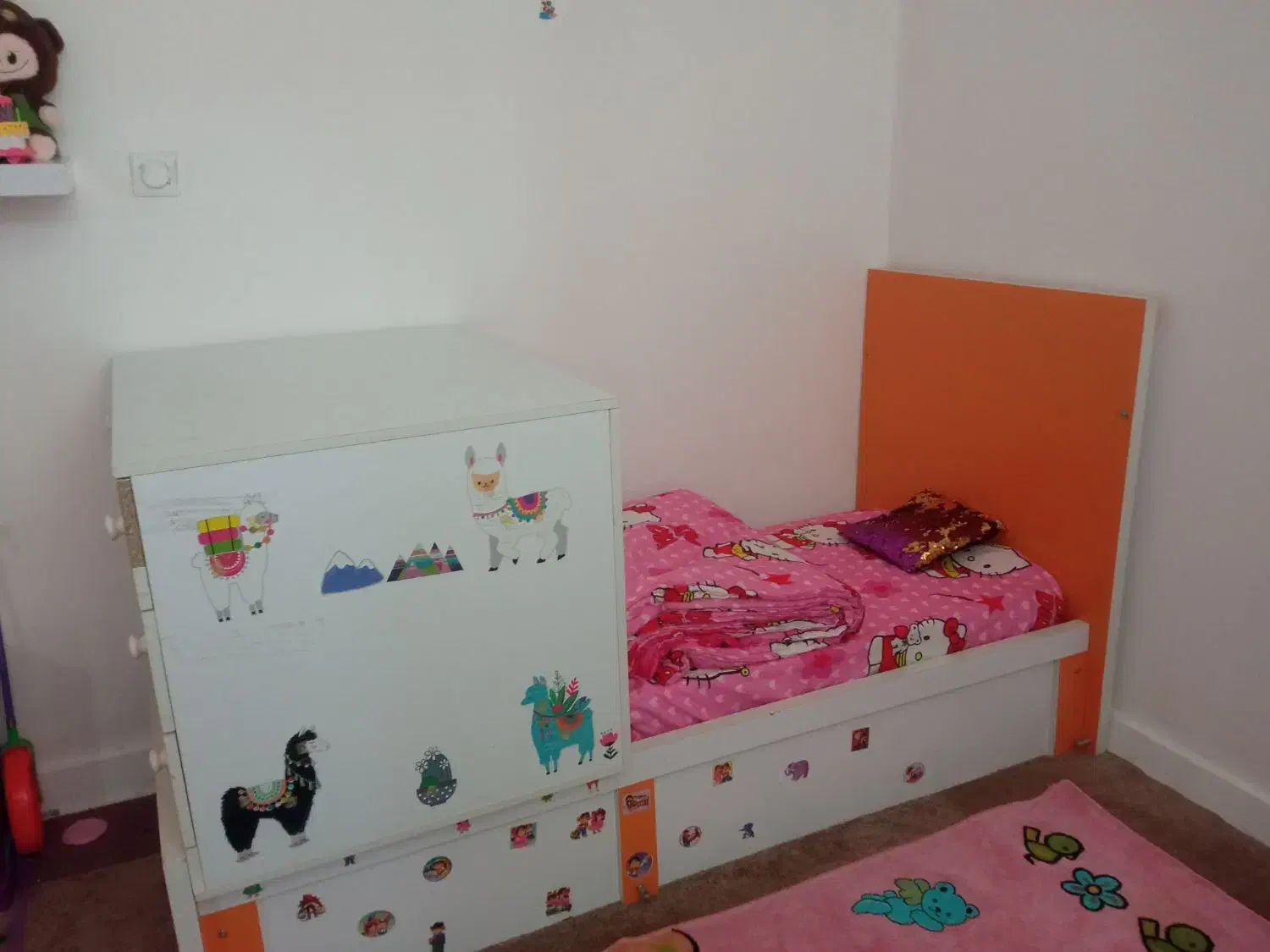 تخت خواب نوزاد|اسباب و اثاث بچه|چابهار, |دیوار