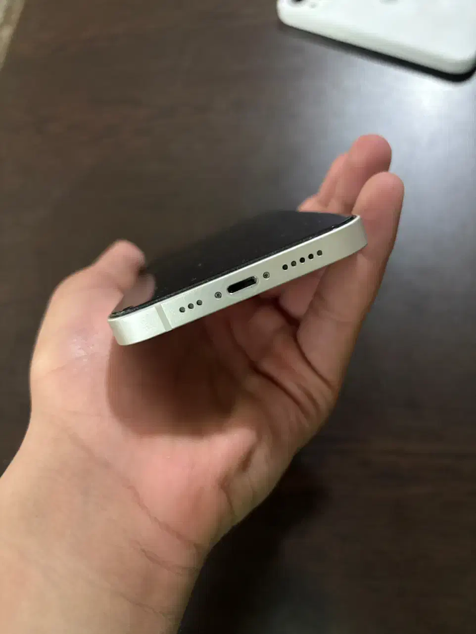 Iphone 13|موبایل|کن, |دیوار