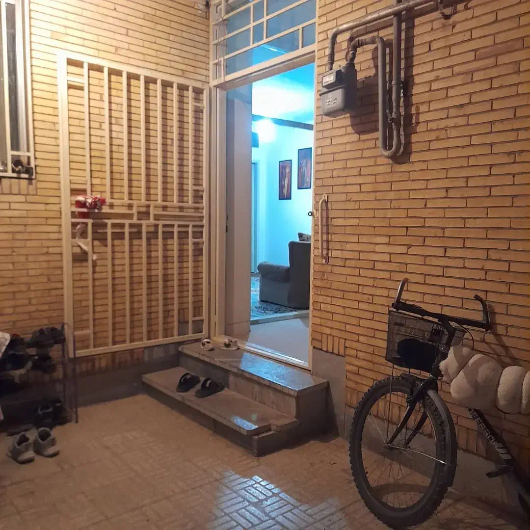 فروش ویلایی خیابان حر|فروش خانه و ویلا|شاهین‌شهر, بنیاد ازدواج|دیوار