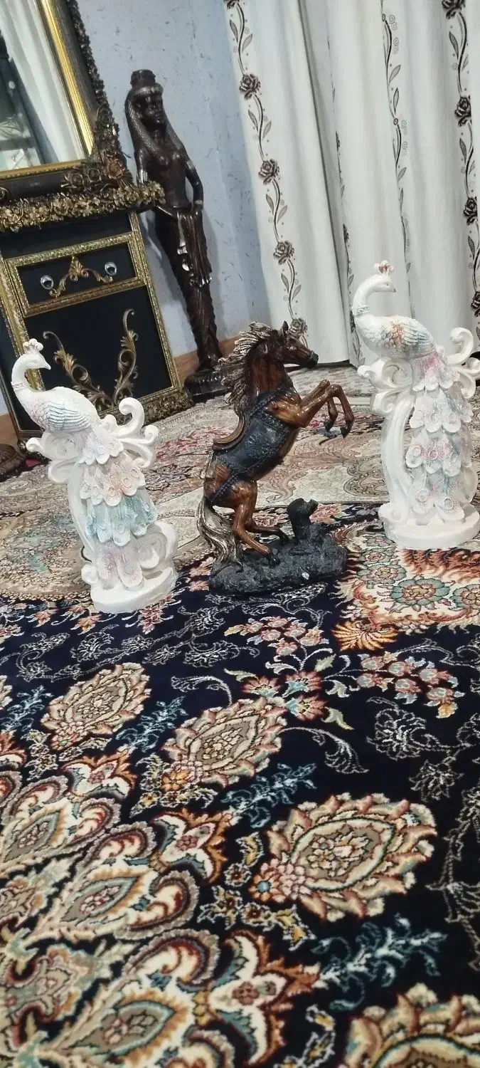 مجسمه|مجسمه، تندیس، ماکت|علی‌آباد کتول, |دیوار