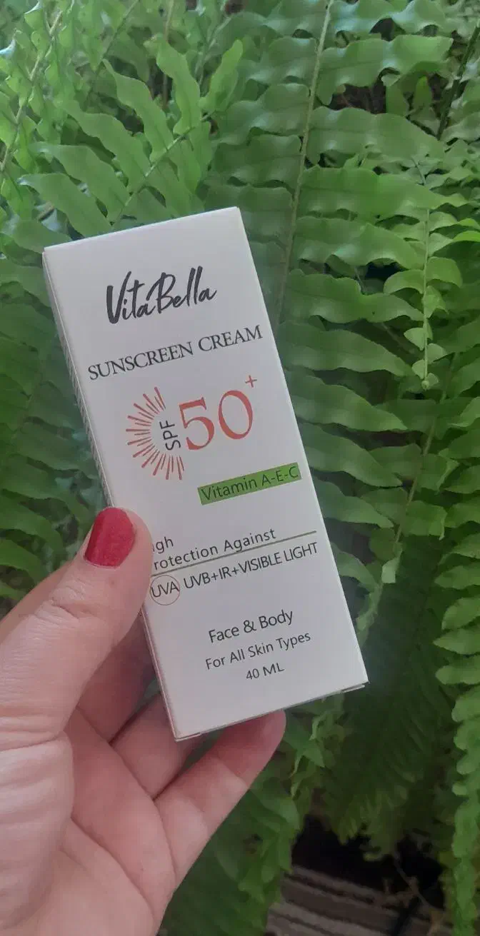 ضد آفتاب ویتابلا مناسب پوست حساس|آرایشی، بهداشتی، درمانی|خفر, |دیوار