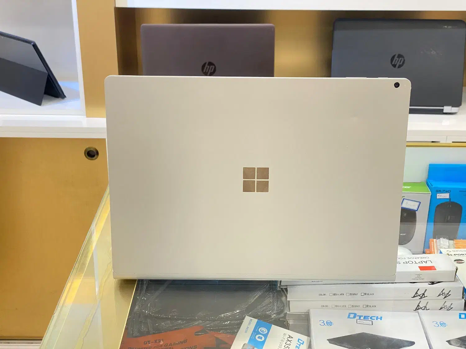 SURFACE BOOK 2 غول|رایانه همراه|شیراز, ملاصدرا|دیوار
