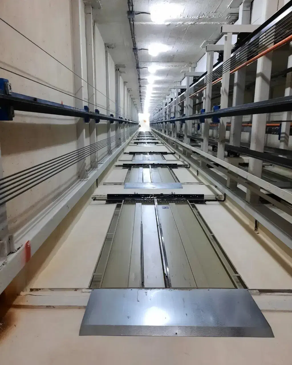 نصب و تعمیر اسانسور و بالابر|خدمات پیشه و مهارت|کرج, دهقان ویلا|دیوار