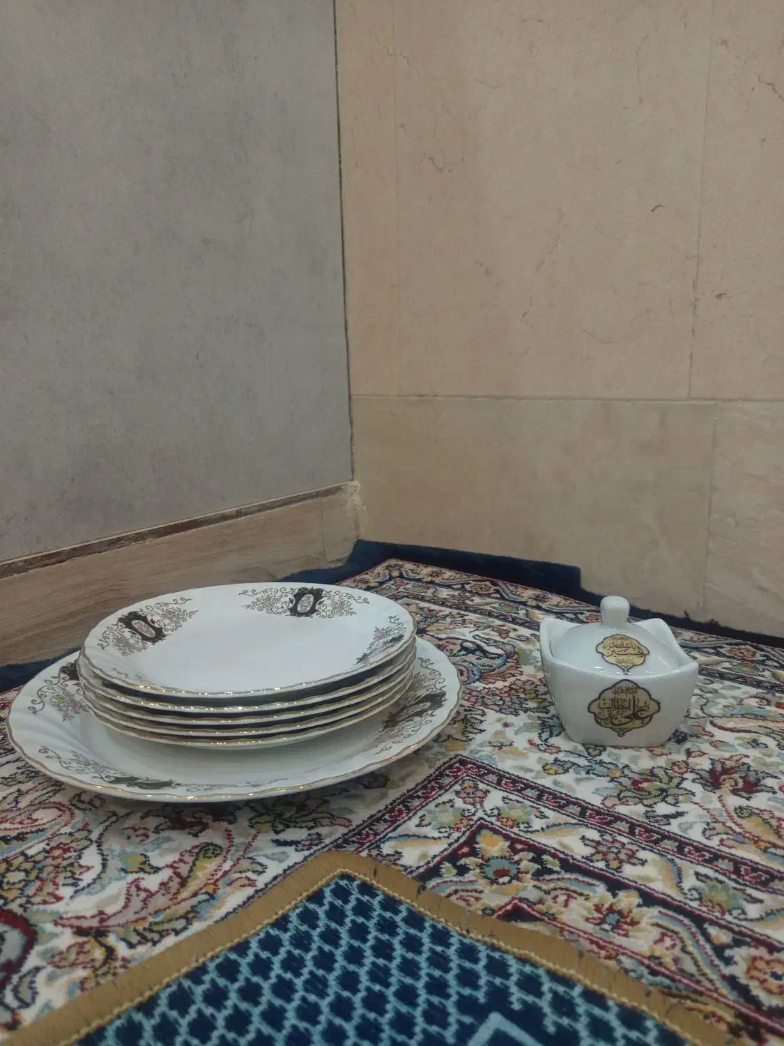 سرویس چینی|ظروف سرو و پذیرایی|قم, ولیعصر|دیوار