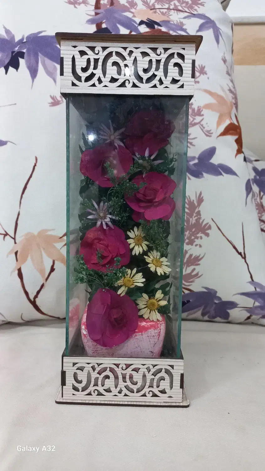 گل شیشه ای|گل مصنوعی|قم, شهر قائم|دیوار