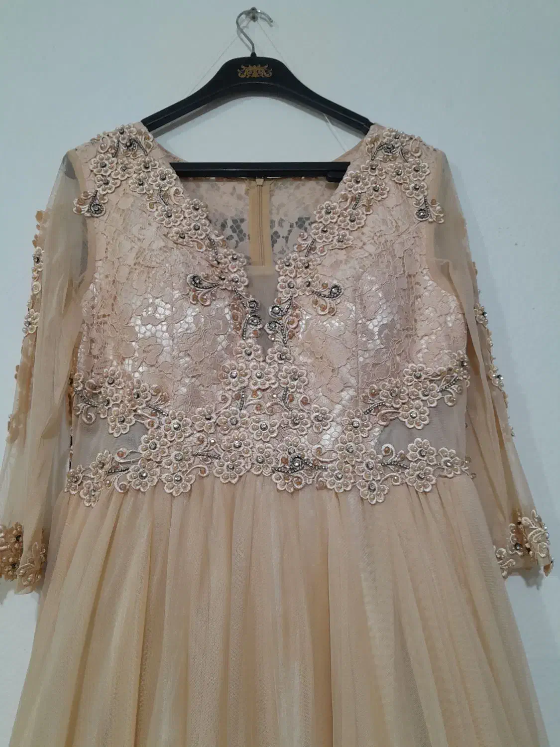 لباس مجلسی کاملا نو سایز۴۲ بدون هیچ پارگی زیپ سالم|لباس|پاکدشت, پاکدشت (مامازند)|دیوار