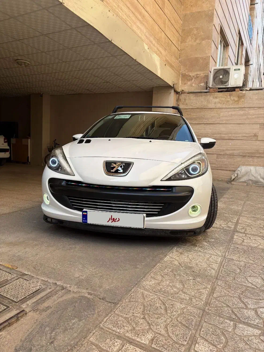 ۲۰۷ پاناروما مدل ۱۴۰۱|خودرو سواری و وانت|باقرشهر, |دیوار