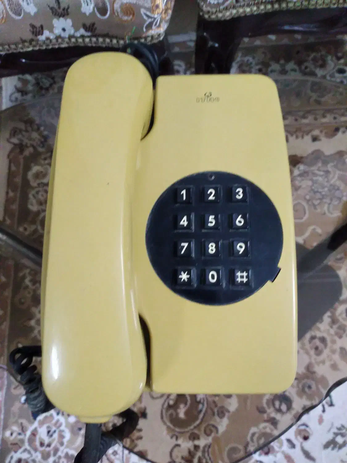 تلفن قدیمی نخودی رنگ|کلکسیون اشیاء عتیقه|پیشوا, |دیوار