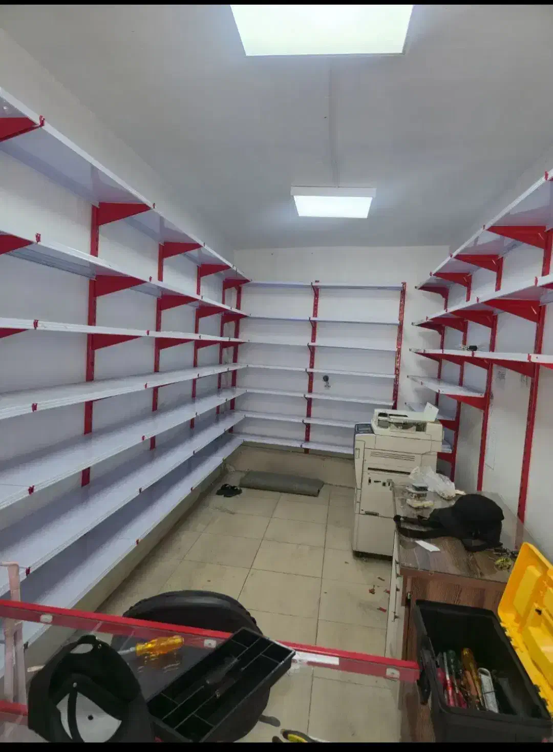 انواع قفسه فلزی و استند و ویترین و رگال*|فروشگاه و مغازه|اسلامشهر, شهرک مهدیه|دیوار