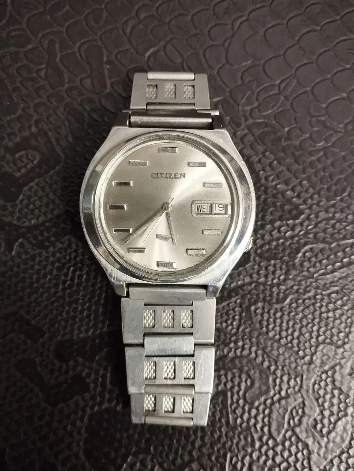 دوعدد ساعت نبضی و باطری خور|ساعت|اصفهان, امیرعرب|دیوار