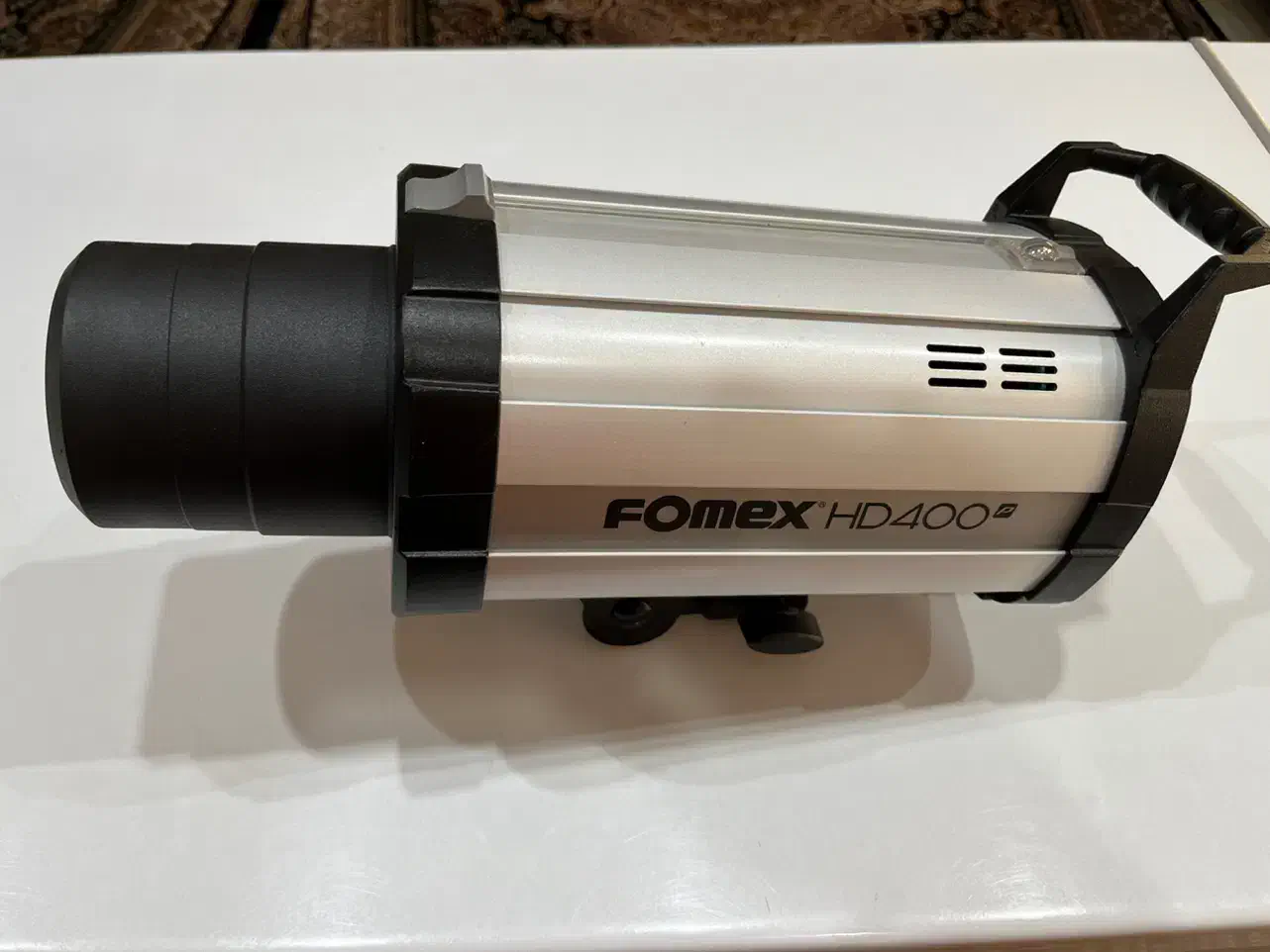 فلاش استودیویی Fomex HD400|دوربین عکاسی و فیلمبرداری|پرند, فاز ۴|دیوار