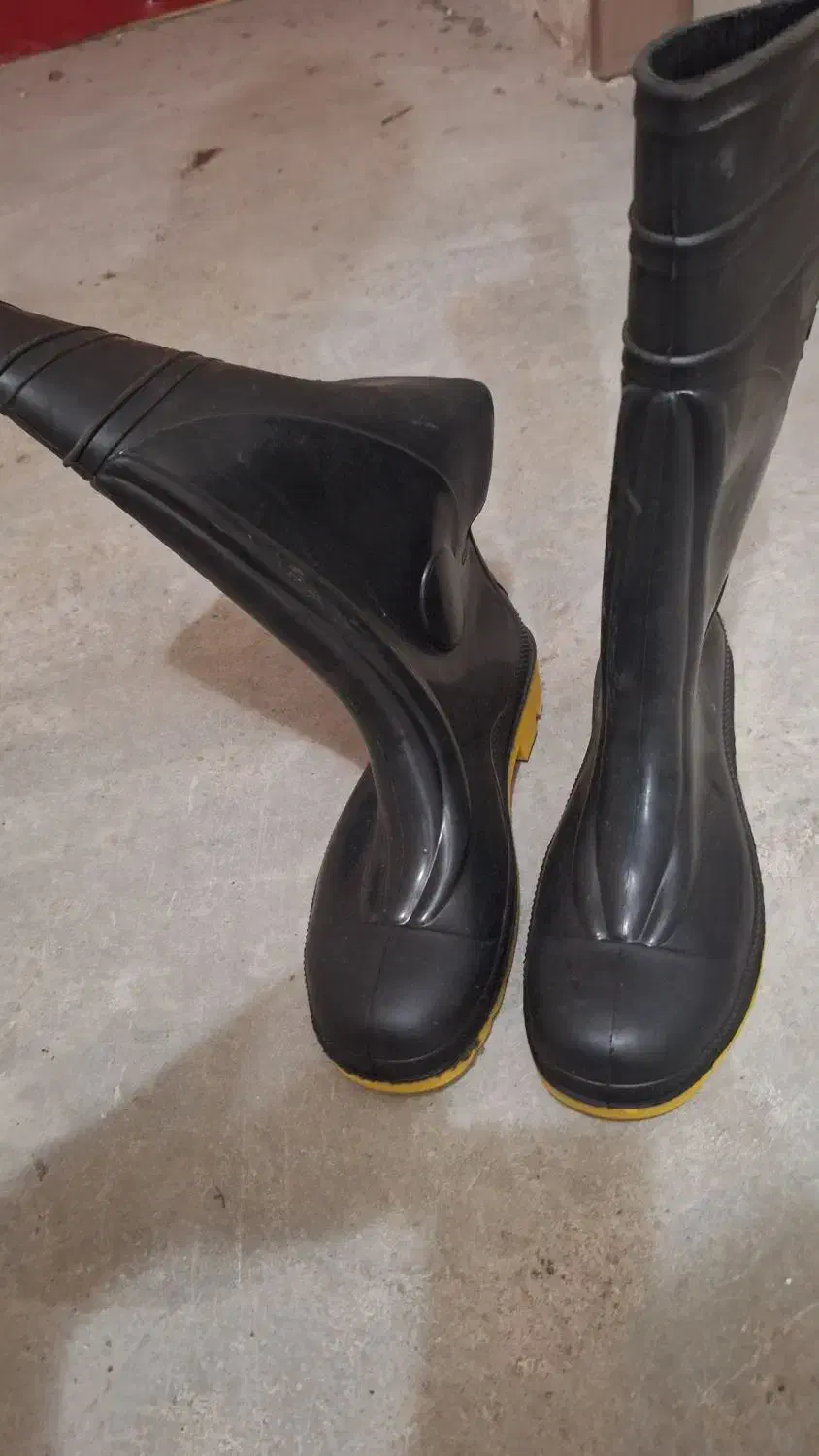 دو جفت چکمه ایمنی ساق بلند|کیف، کفش، کمربند|رشت, گلزاران|دیوار