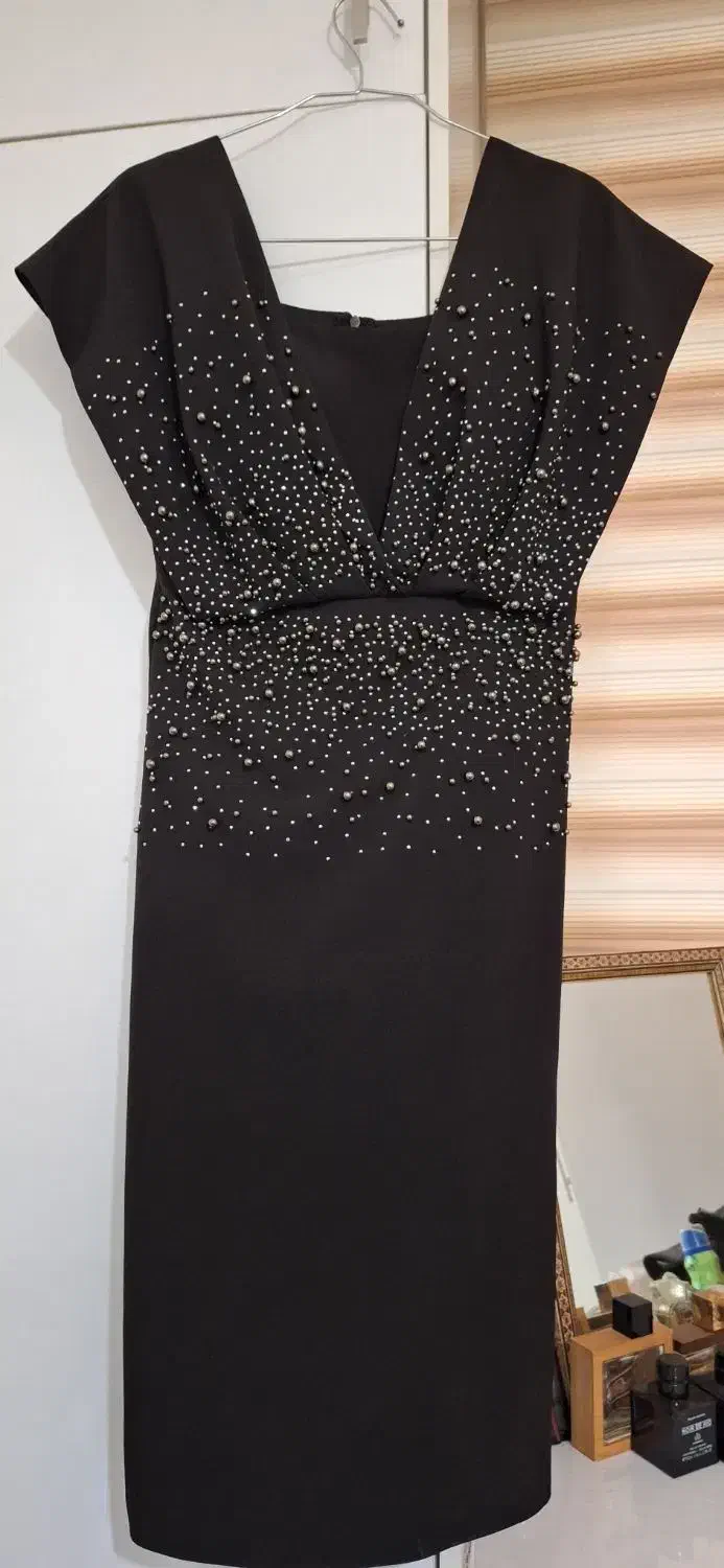 لباس مجلسی|لباس|مشهد, خواجه ربیع|دیوار