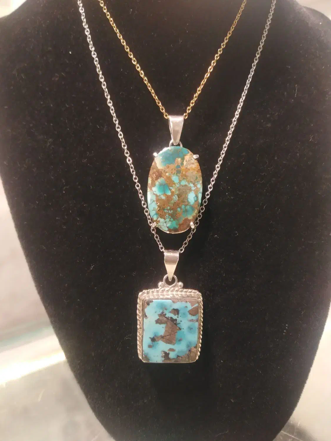 مدال نقره وانگشتر فیروزه نیشابورو50عددساعت|جواهرات|مشهد, سرافرازان|دیوار