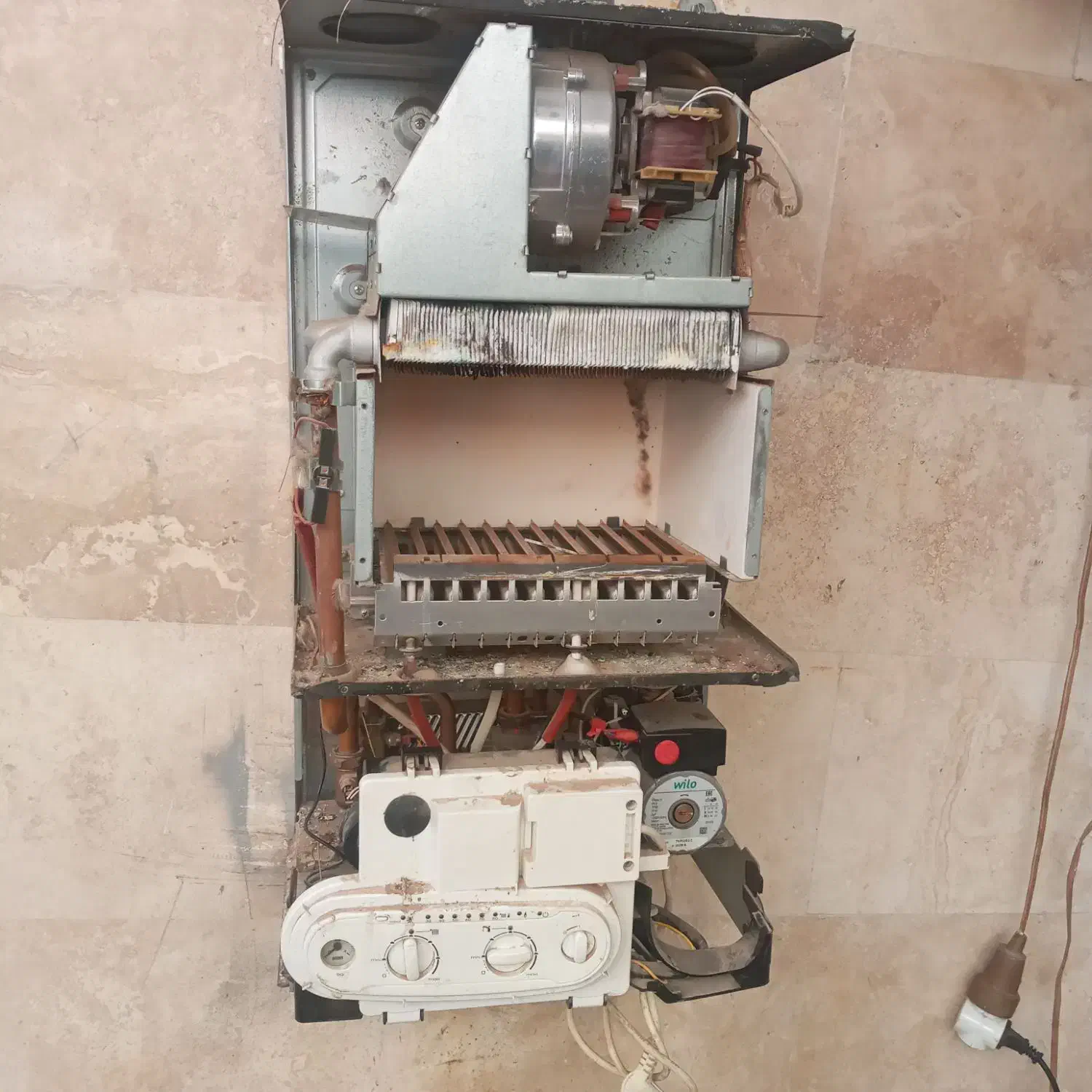 تعمیر تخصصی پکیج سرویس کار تعمیرکار (قم پردیسان)|خدمات پیشه و مهارت|قم, پردیسان|دیوار