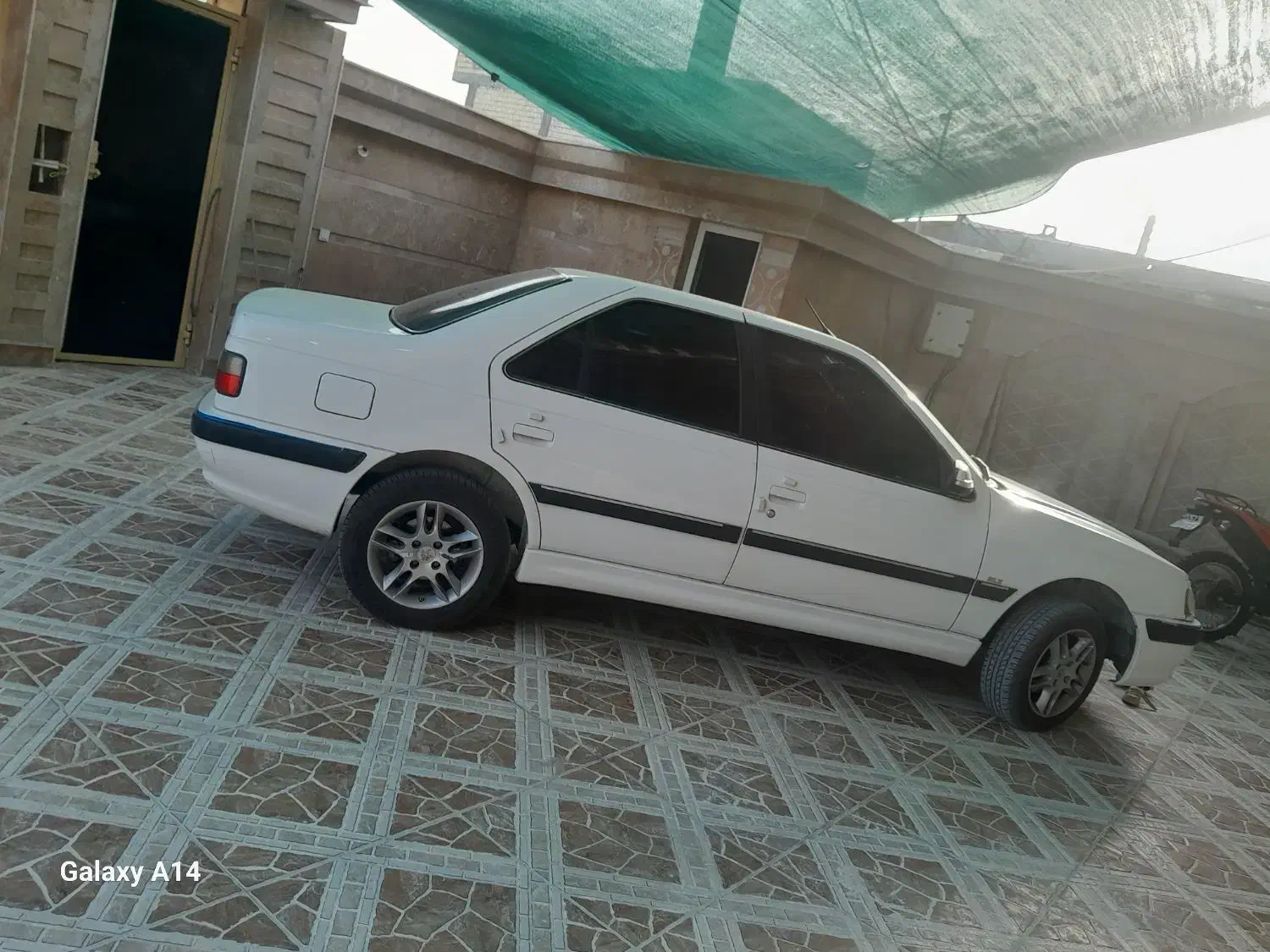 پارس ۴۰۲فول سفارشی|خودرو سواری و وانت|بندرعباس, |دیوار