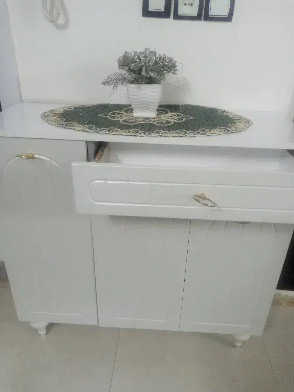 پاتختی 2عدد. 300|جاکفشی، کمد، دراور|تربت‌حیدریه, ۴۵ متری|دیوار