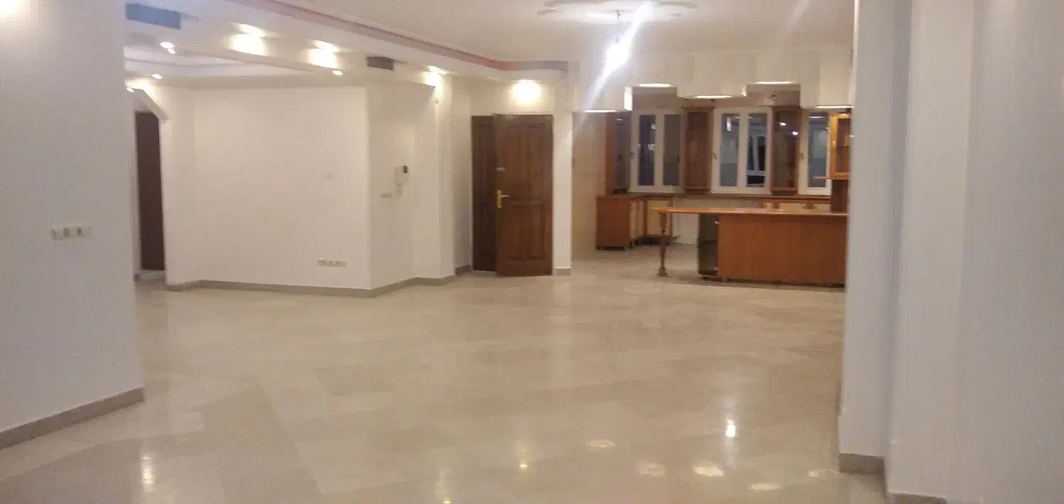 آپارتمان 180 متری تکواحدی خوش نقشه سعادت آباد