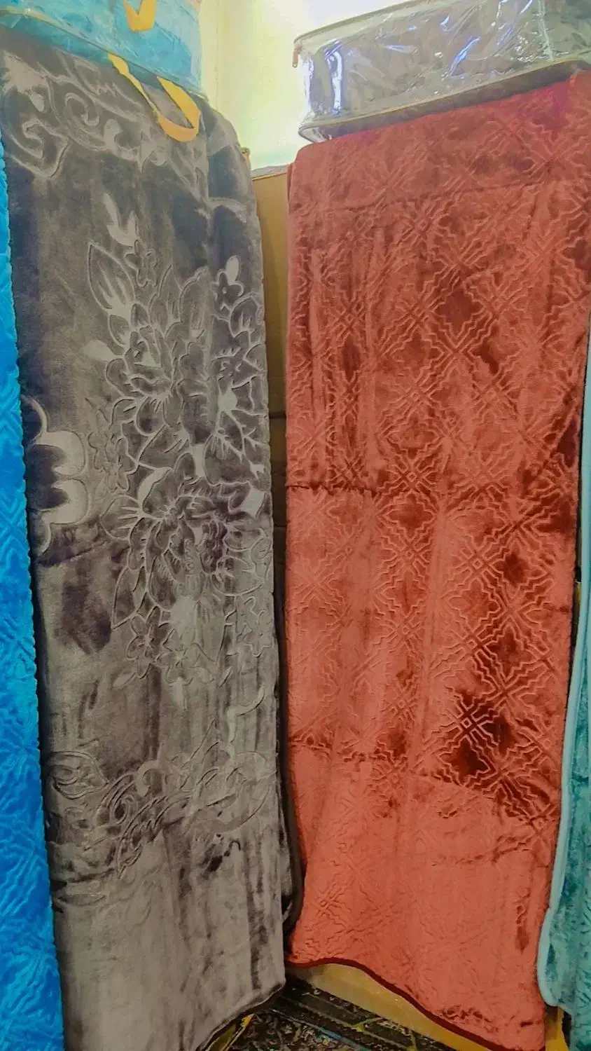 فروش پتوهای عمده ایی|رختخواب، بالش، پتو|زاهدان, |دیوار