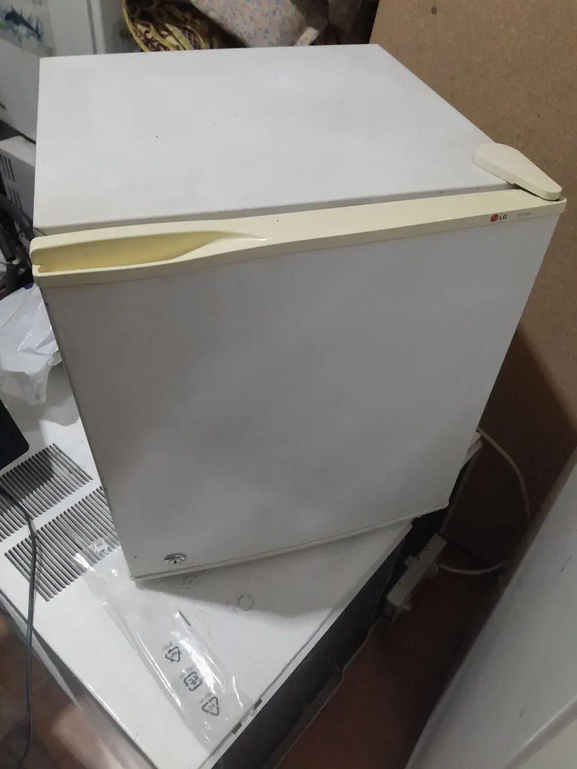 یخچال مسافرتی کوچک آل جی|یخچال و فریزر|رشت, انصاری|دیوار